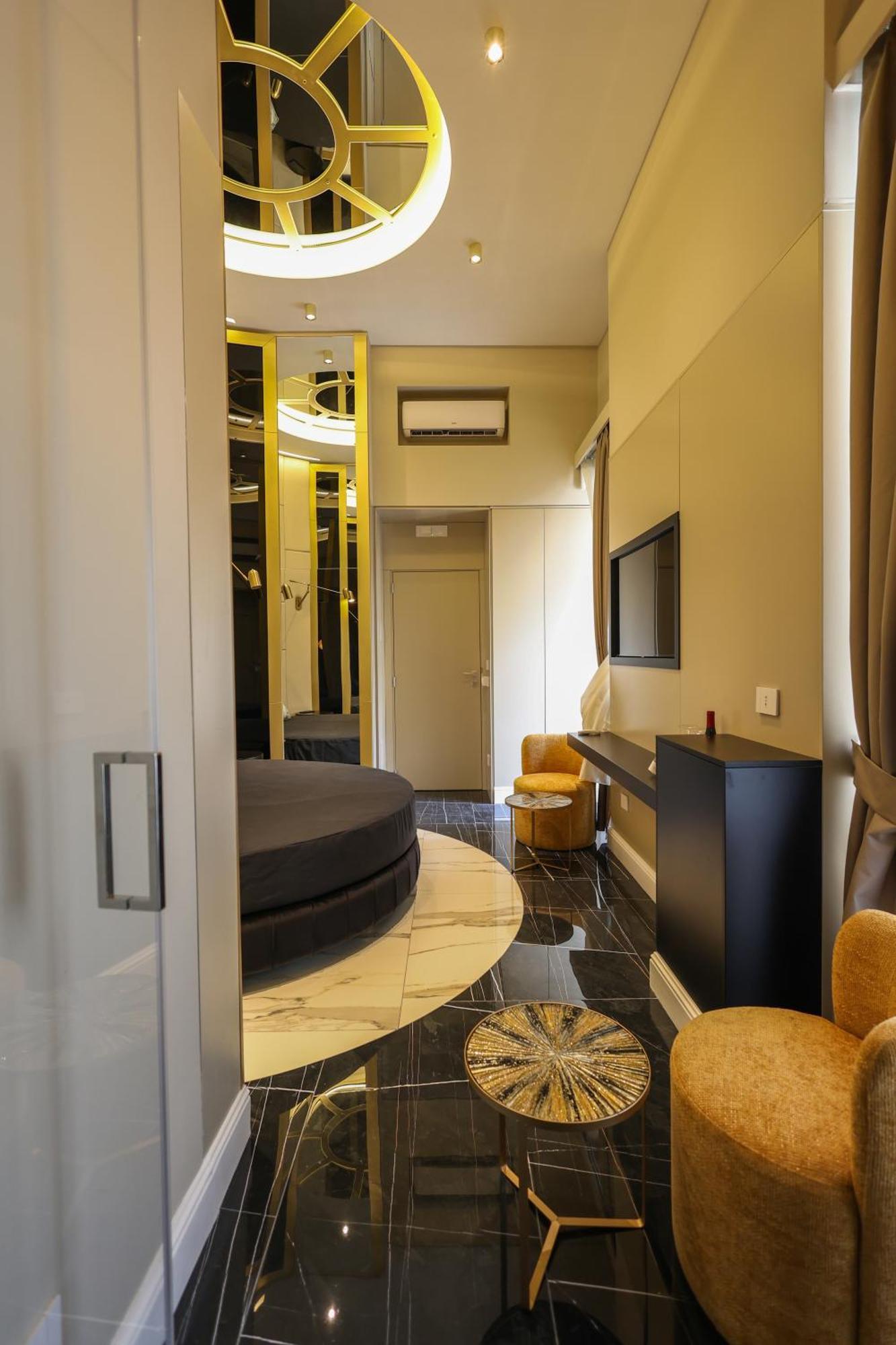 Maison San Carlo Luxury Suites Neapol Zewnętrze zdjęcie