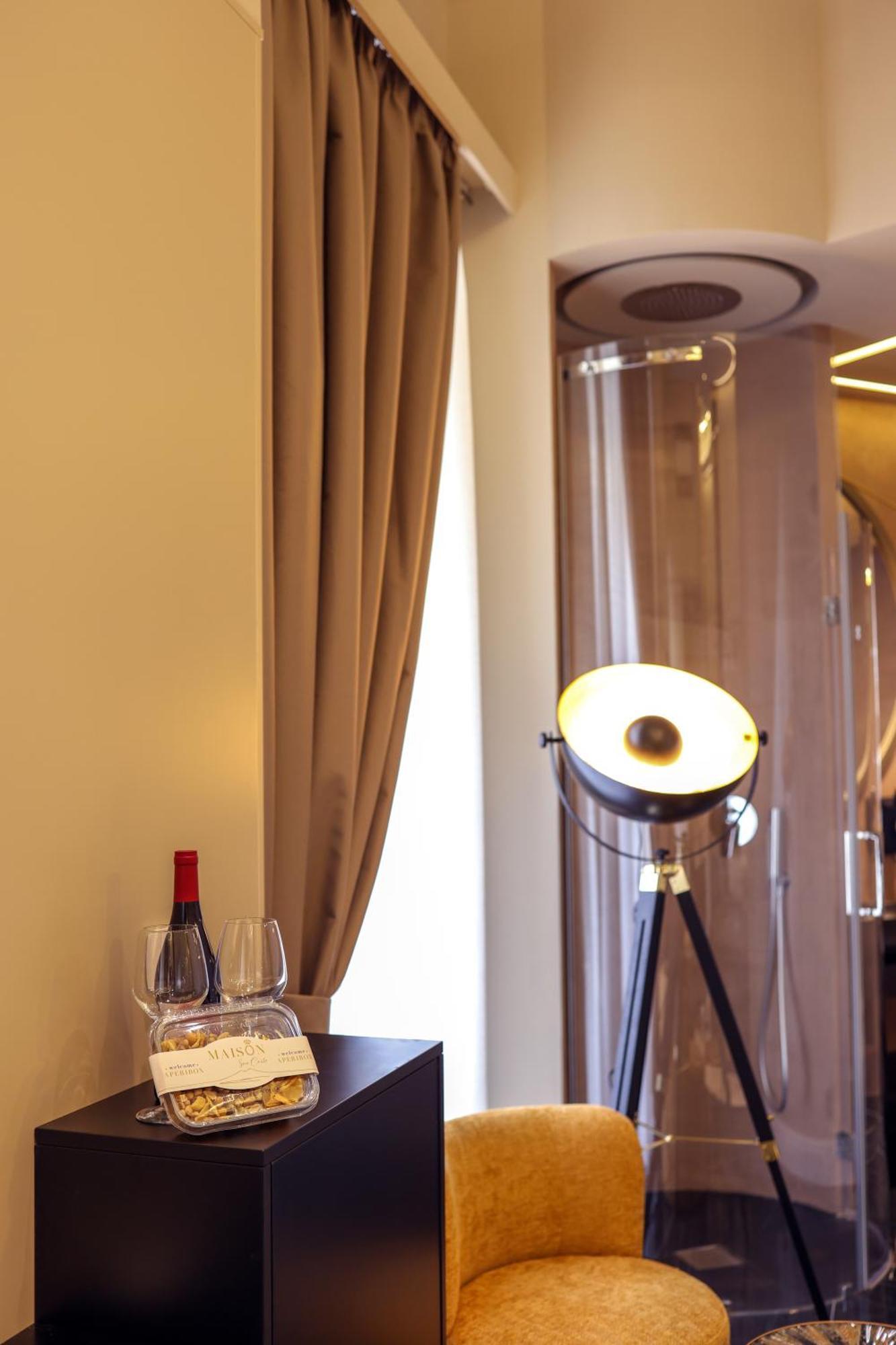 Maison San Carlo Luxury Suites Neapol Zewnętrze zdjęcie
