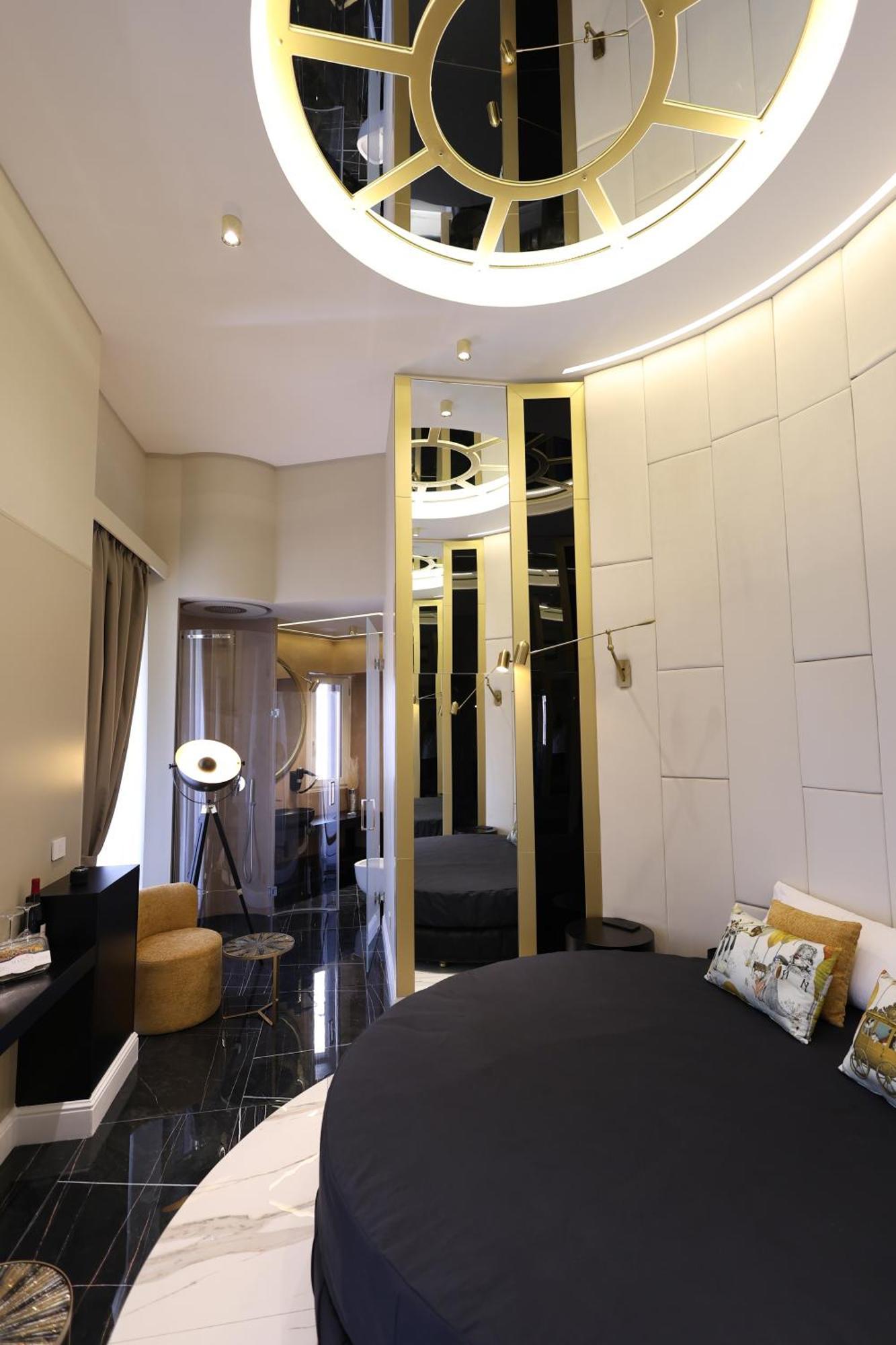 Maison San Carlo Luxury Suites Neapol Zewnętrze zdjęcie